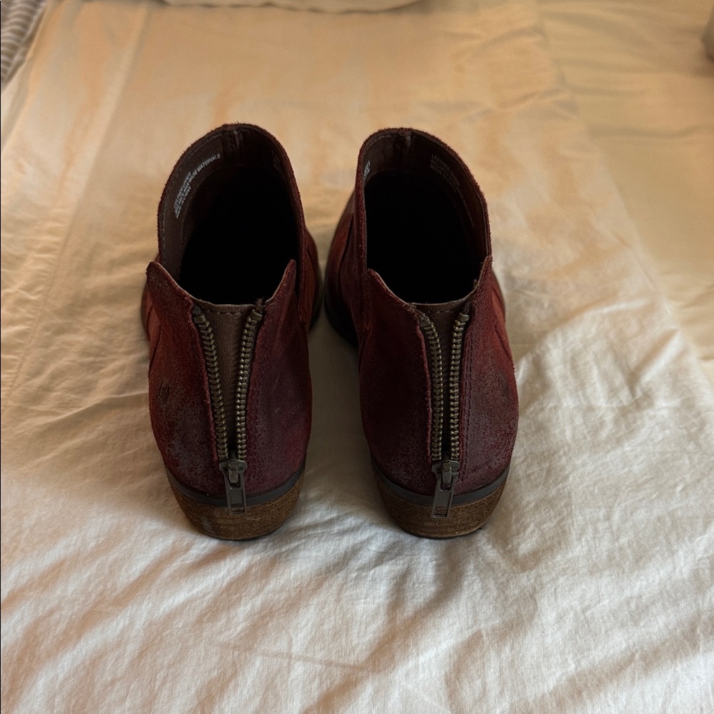 Born Women's Burgundy Ankle Boots - Picture 3 of 7
